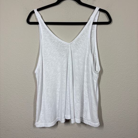 Free People Intimately Womens Size Medium Dani Tank Top White V Neck Sleeveless - Picture 2 of 8